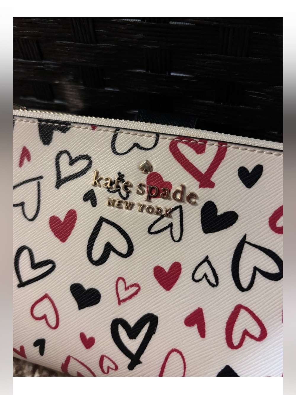 Kate Spade New York Staci wallet/ Wristlet .,multi-colored scribble hearts NWOT - Picture 5 of 14